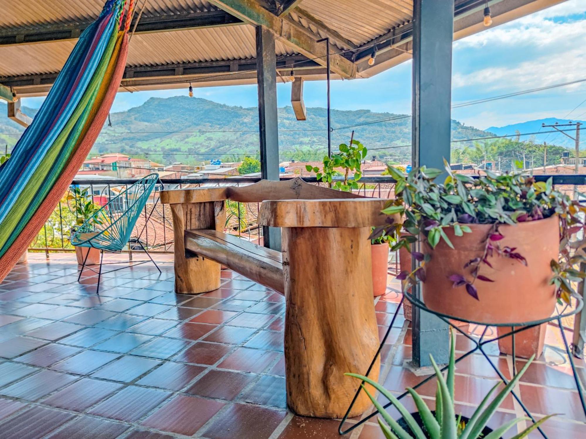 La Rosa Nautica Hostel Guaduas Dış mekan fotoğraf