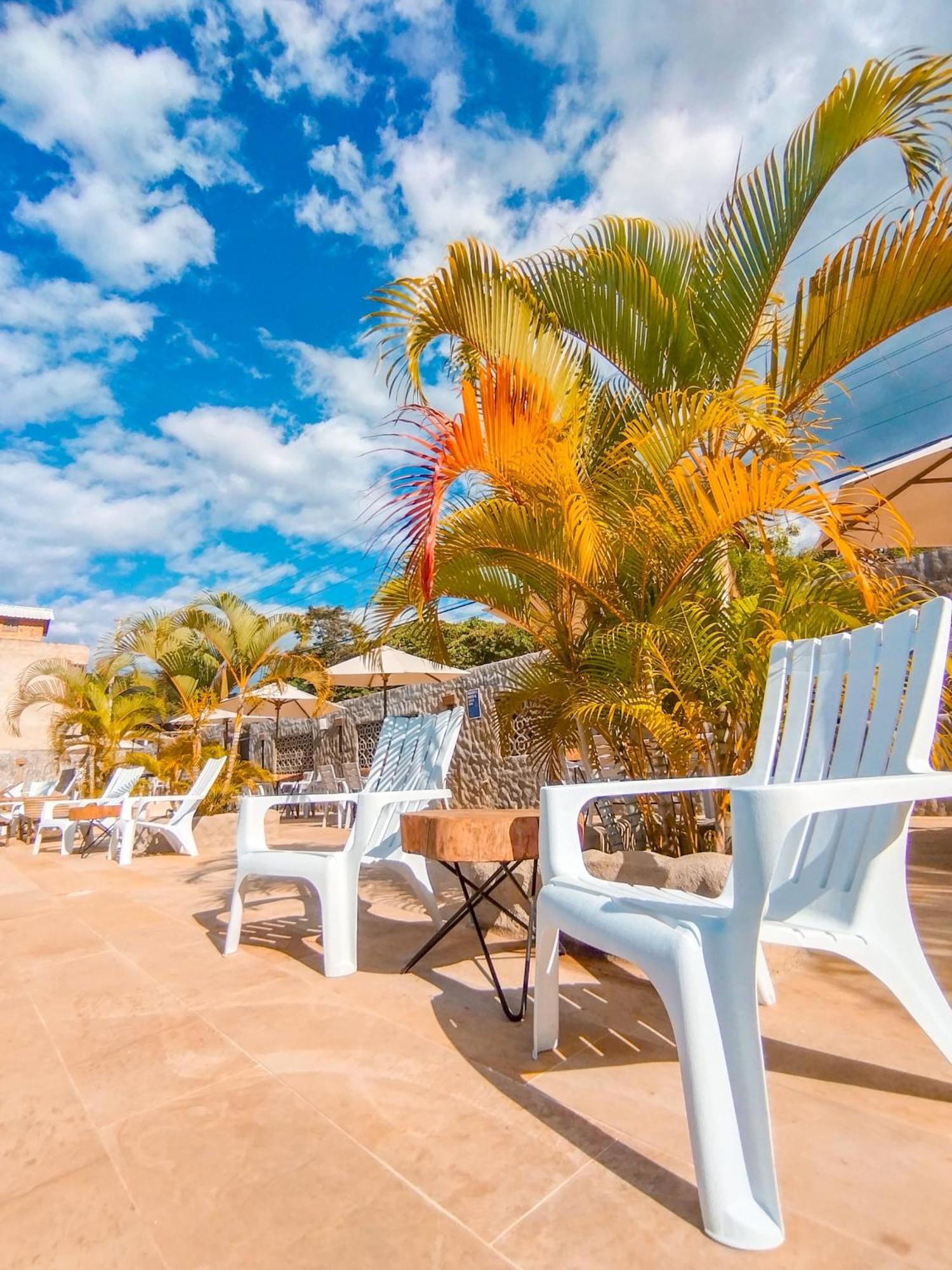 La Rosa Nautica Hostel Guaduas Dış mekan fotoğraf