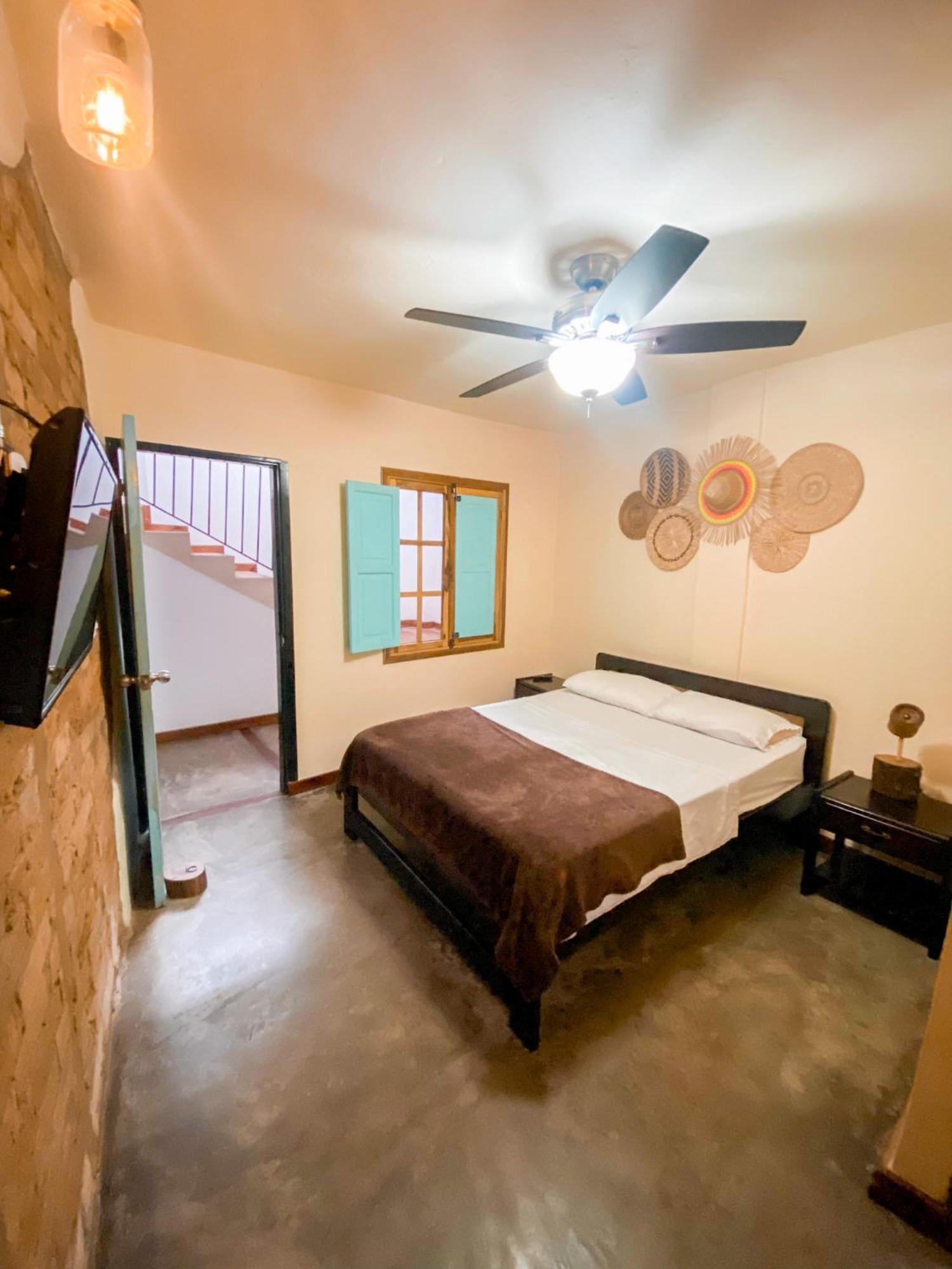 La Rosa Nautica Hostel Guaduas Dış mekan fotoğraf