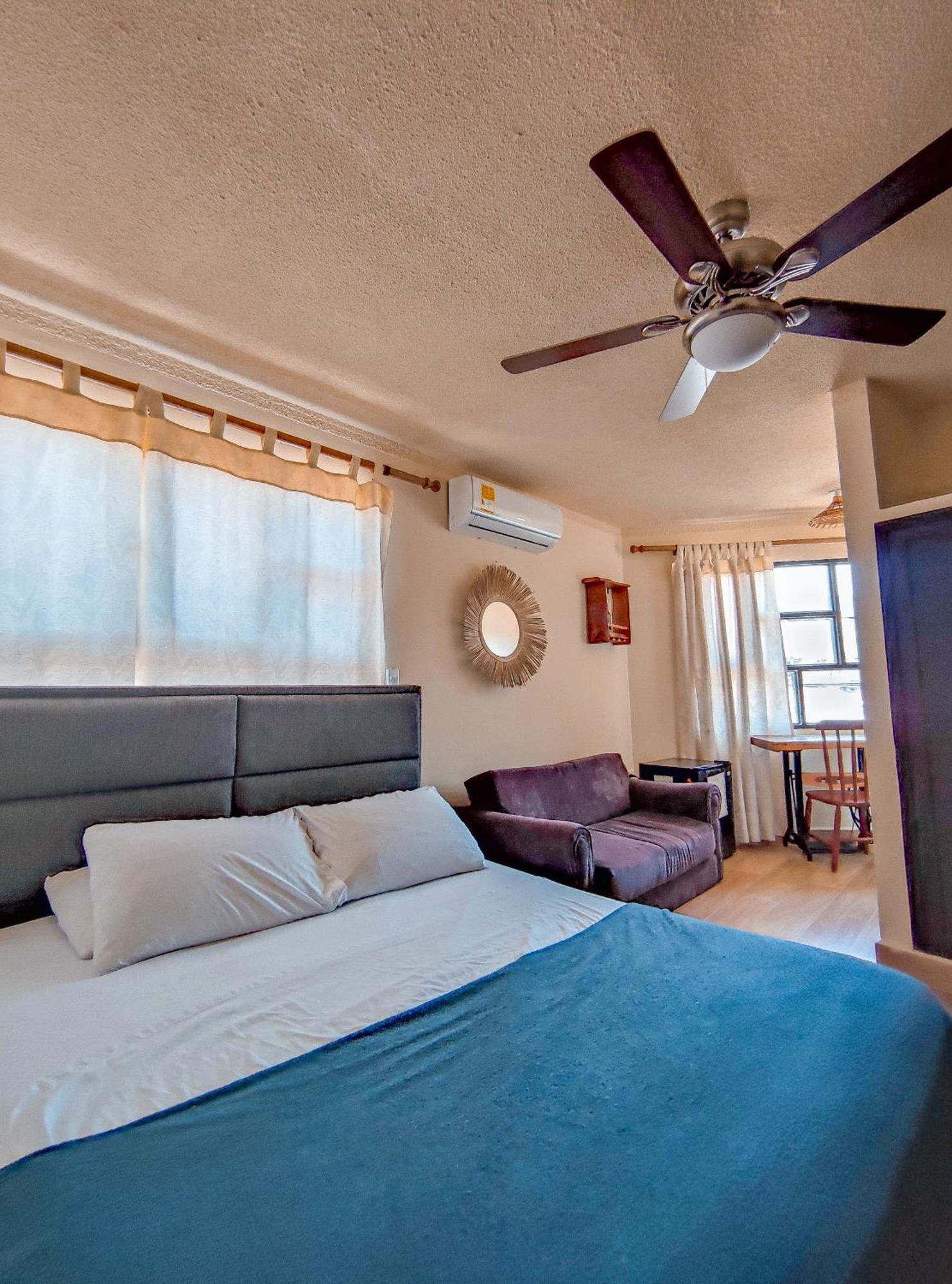 La Rosa Nautica Hostel Guaduas Dış mekan fotoğraf